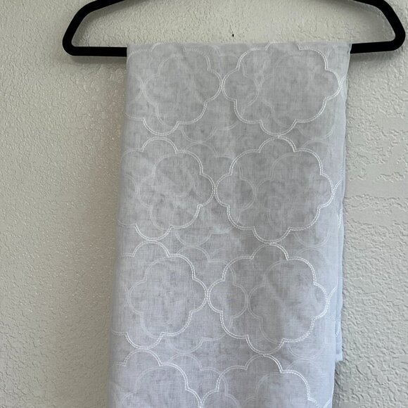 Set of 2 Panels White Window Sheer Medallion Curtains Rod Pocket 37x83 Inch - Picture 1 of 6